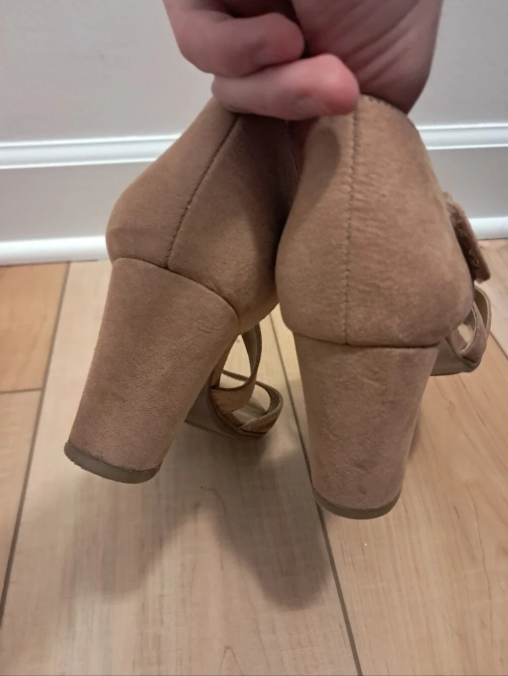 Naturalizer Block Heels Women's 7.5 Nude Tan Faux Suede Comfort Summer Vacation